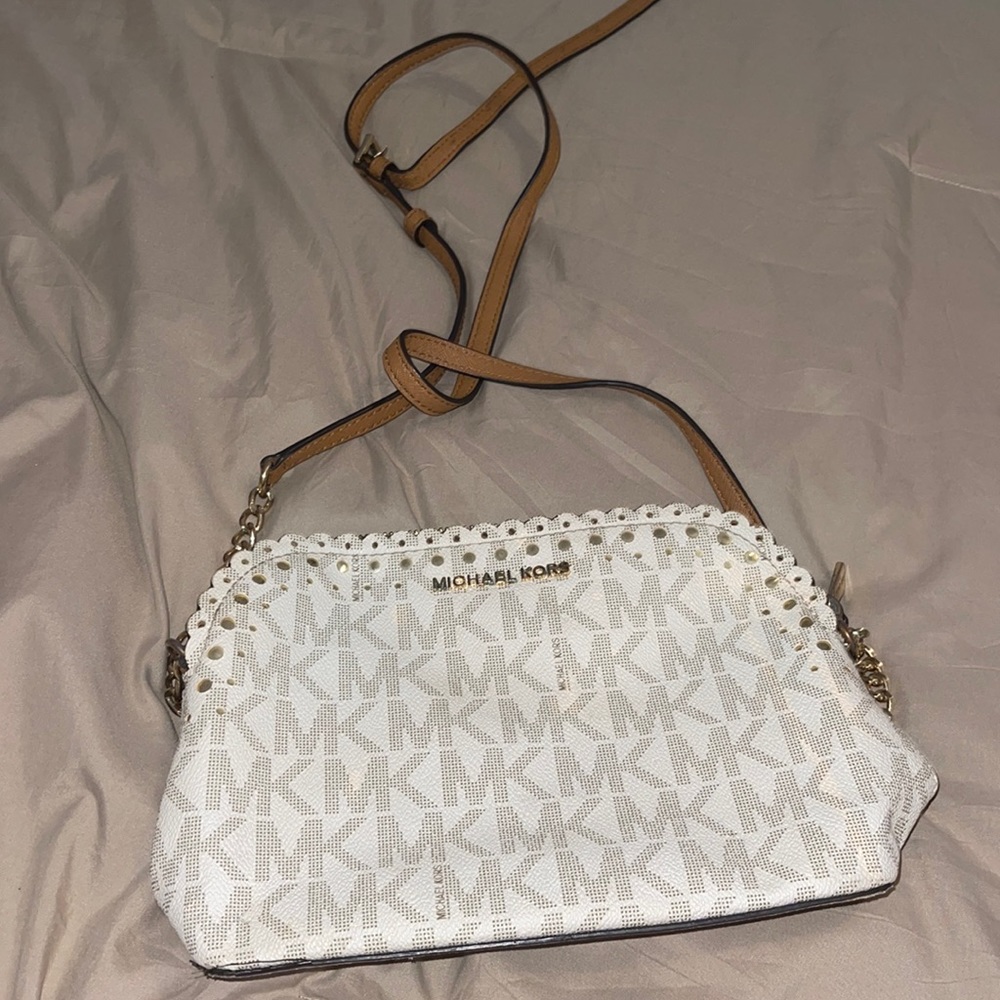 Spacious cute bag!
